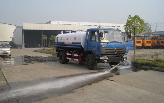 東風153<a href=http://m.kwoe.cn/ssc target=_blank class=infotextkey>灑水車</a>測試圖片