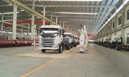 江淮格爾發(fā)<a href=http://m.kwoe.cn/ssc target=_blank class=infotextkey>灑水車</a>批量出口委內(nèi)瑞拉