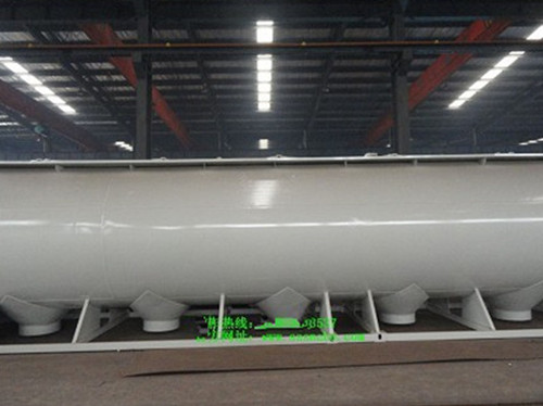 散裝<a href=http://m.kwoe.cn/siliaoche/ target=_blank class=infotextkey>飼料車</a>廠家-獨立作業式散裝飼料罐