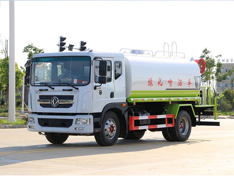 國(guó)六15方東風(fēng)霧炮灑水車
