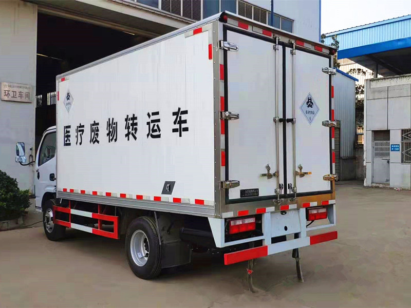 國(guó)六東風(fēng)多利卡醫(yī)療廢物轉(zhuǎn)運(yùn)車圖片4